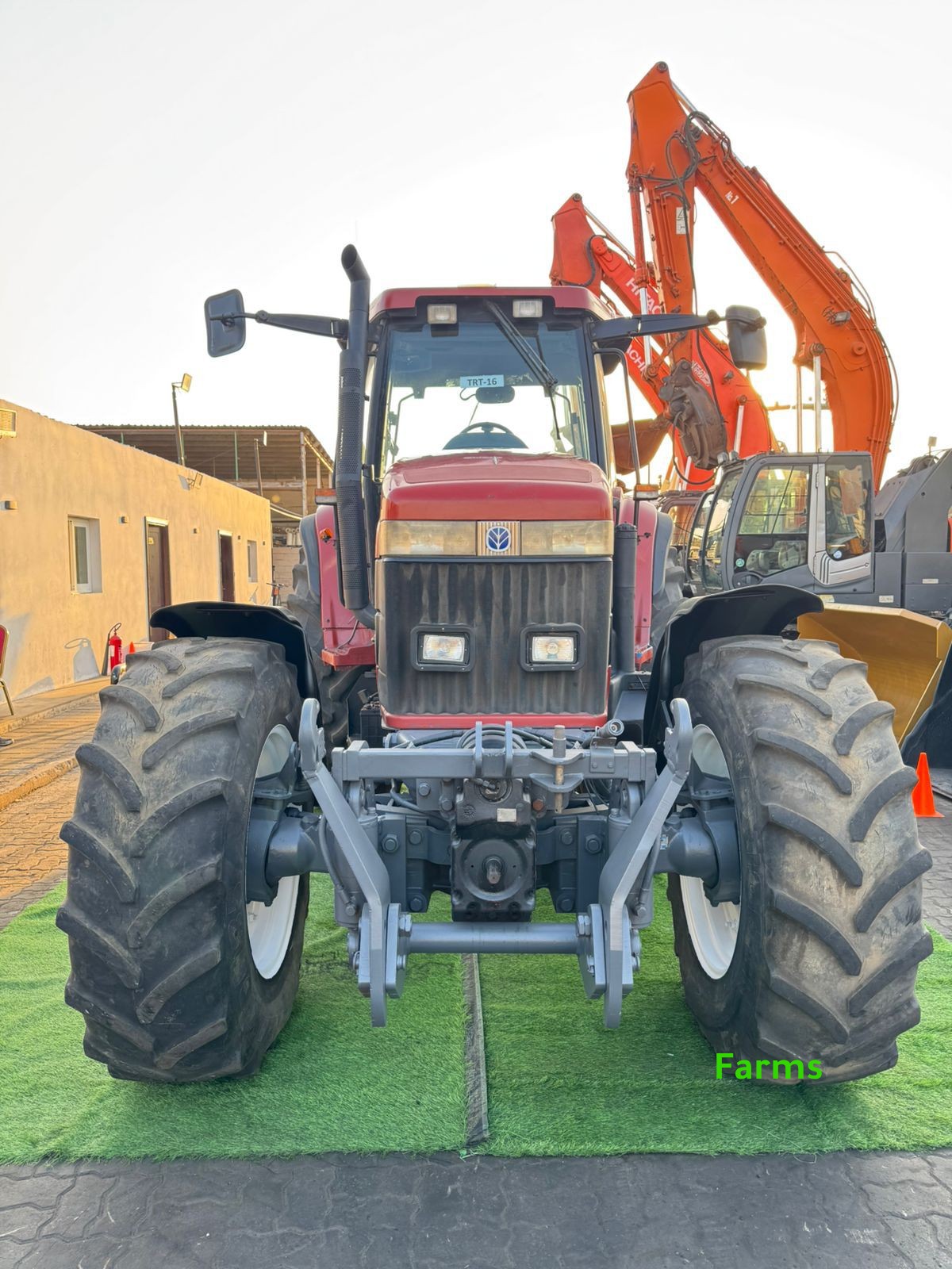 جرار نيوهولاند NEW HOLLAND G170
